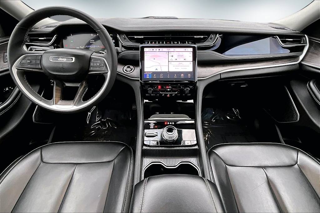 Thumbnail: 2024 Jeep Grand Cherokee - 10