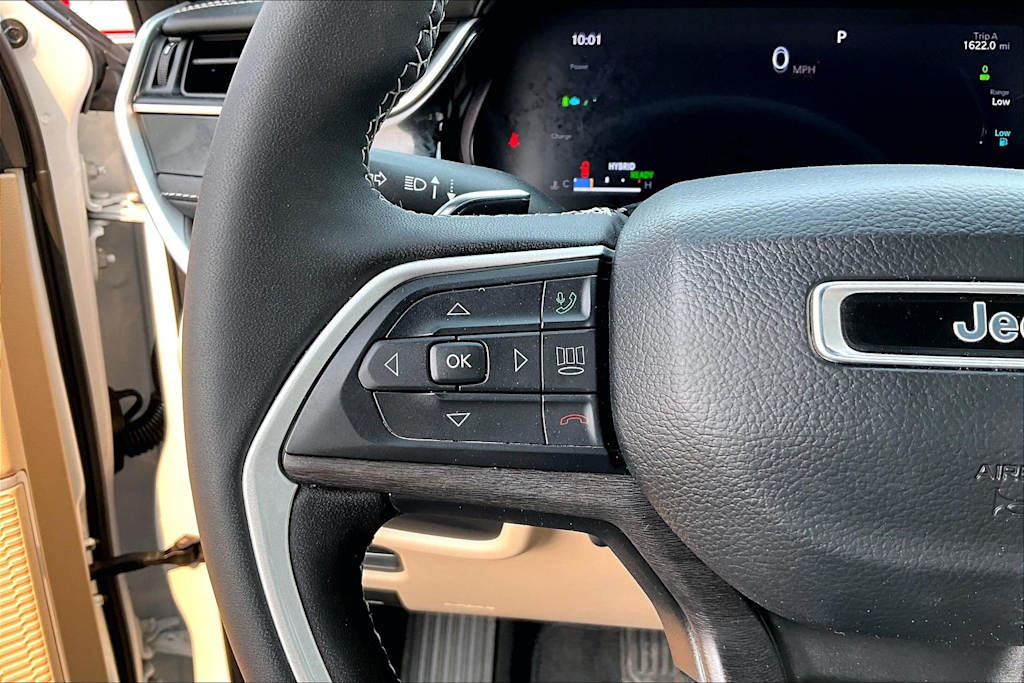 Thumbnail: 2022 Jeep Grand Cherokee - 26