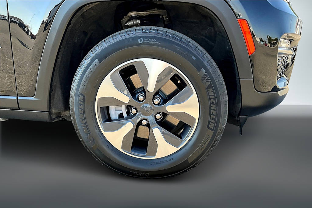 Thumbnail: 2023 Jeep Grand Cherokee - 35