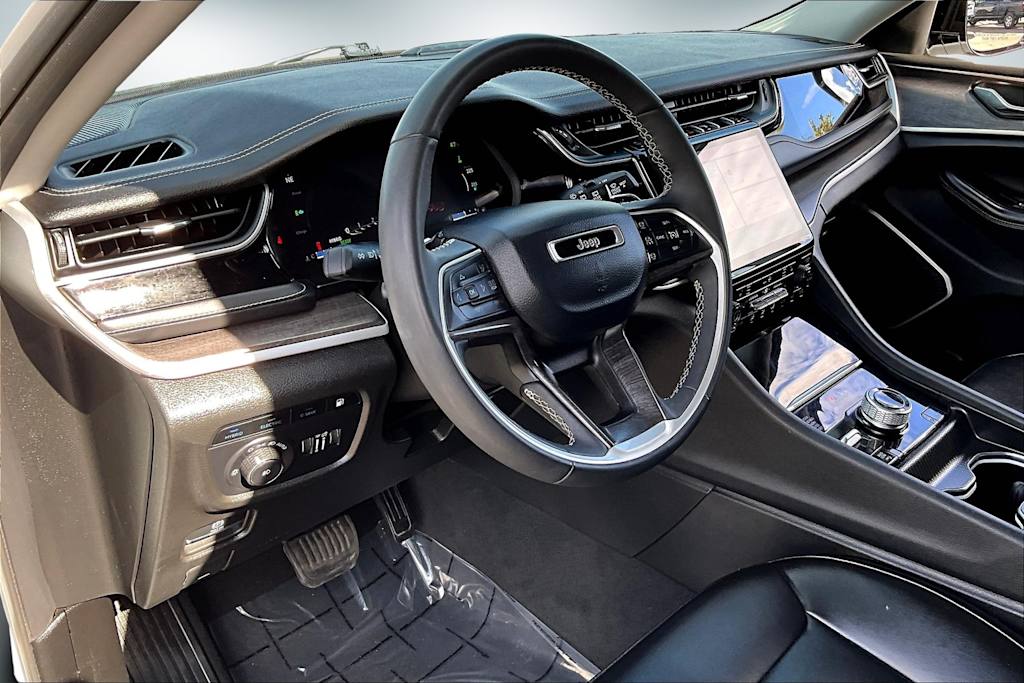 Thumbnail: 2024 Jeep Grand Cherokee - 2