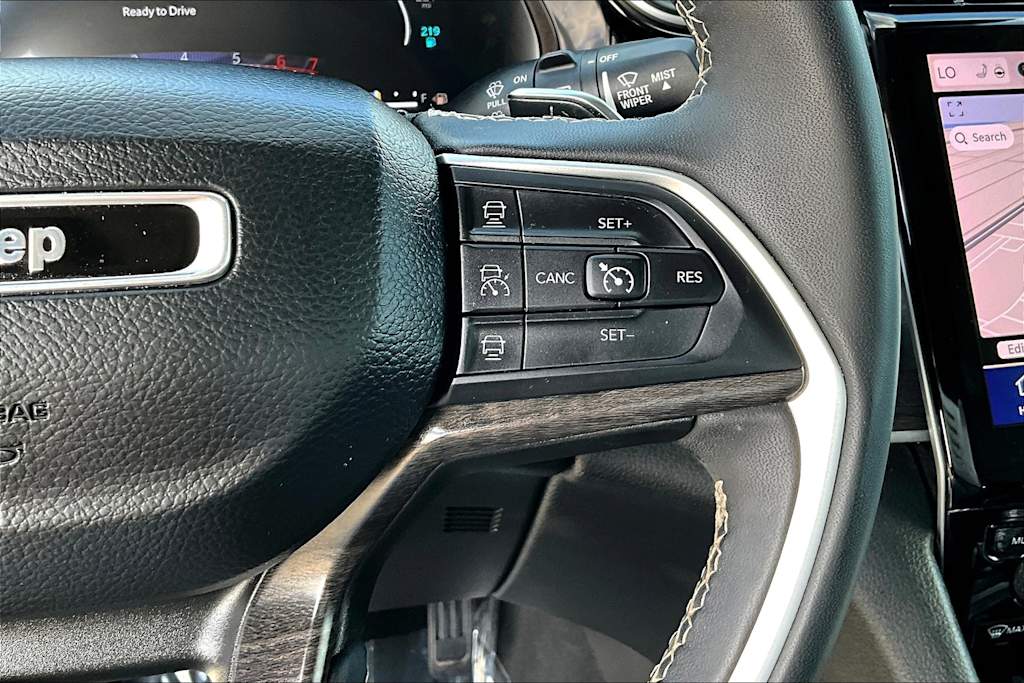 Thumbnail: 2024 Jeep Grand Cherokee - 25