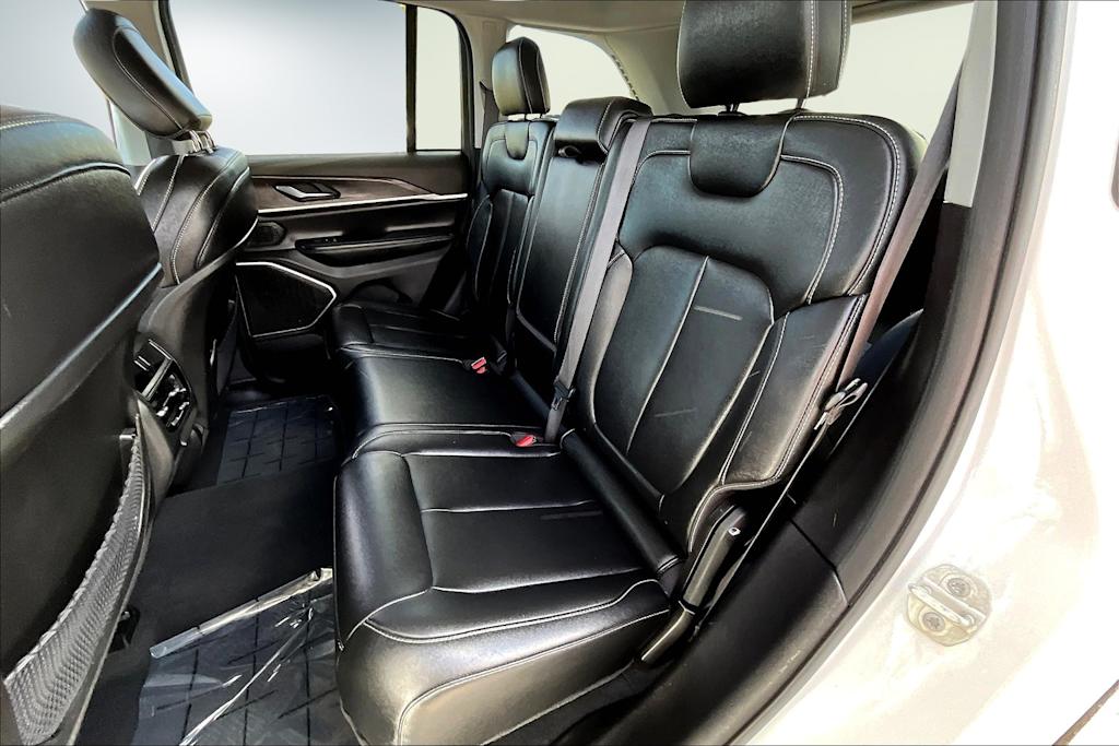 Thumbnail: 2024 Jeep Grand Cherokee - 29