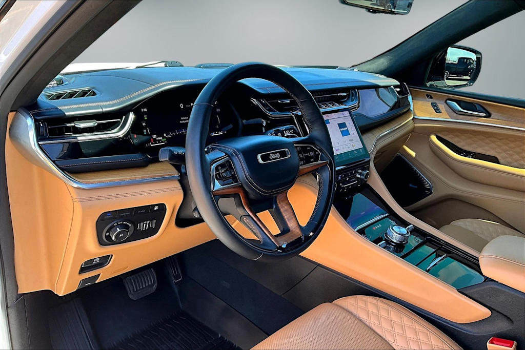 Thumbnail: 2024 Jeep Grand Cherokee - 2