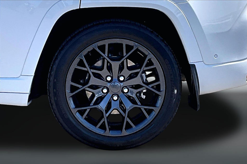 Thumbnail: 2024 Jeep Grand Cherokee - 34
