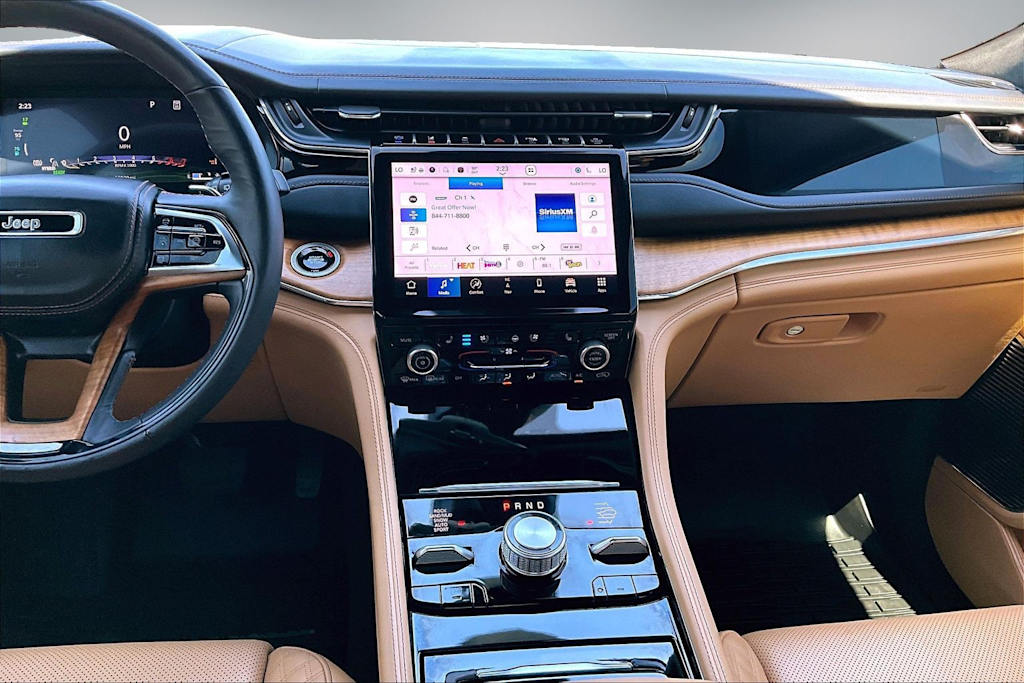 Thumbnail: 2024 Jeep Grand Cherokee - 15