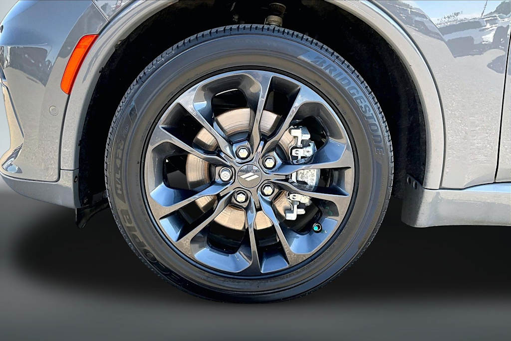 Thumbnail: 2022 Dodge Durango - 8