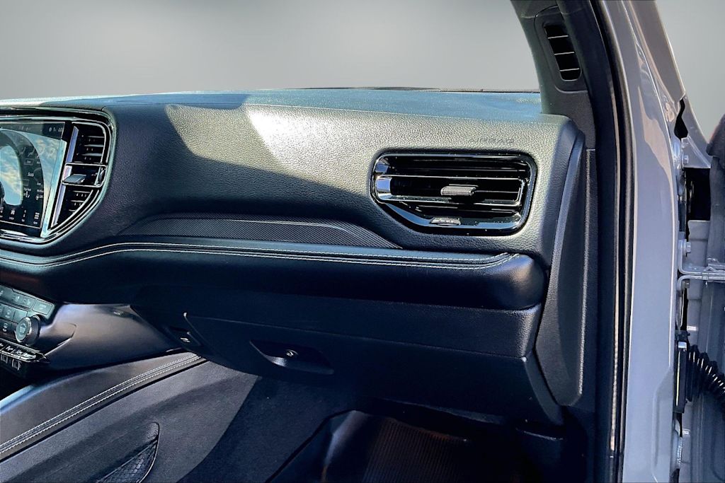 Thumbnail: 2022 Dodge Durango - 23