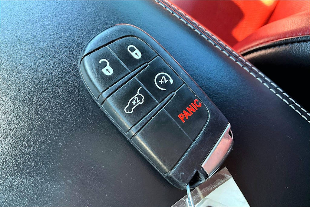 Thumbnail: 2022 Dodge Durango - 19