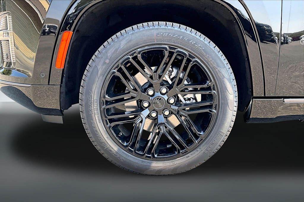 Thumbnail: 2026 Jeep Grand Wagoneer L - 6
