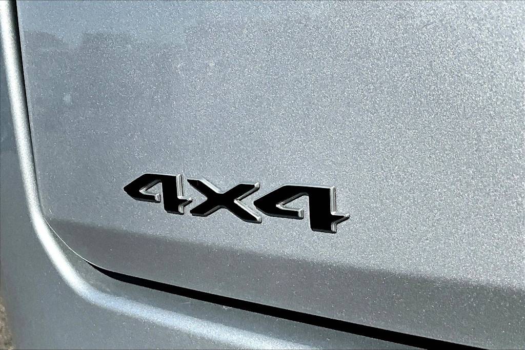 Thumbnail: 2026 Jeep Grand Wagoneer L - 7