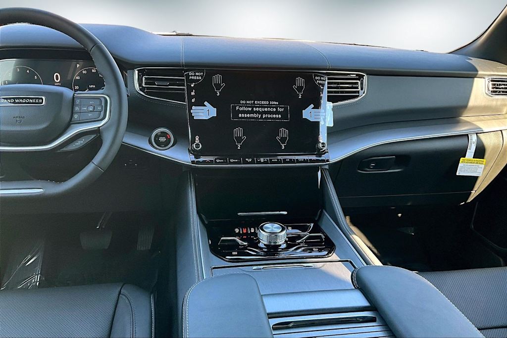 Thumbnail: 2026 Jeep Grand Wagoneer L - 15