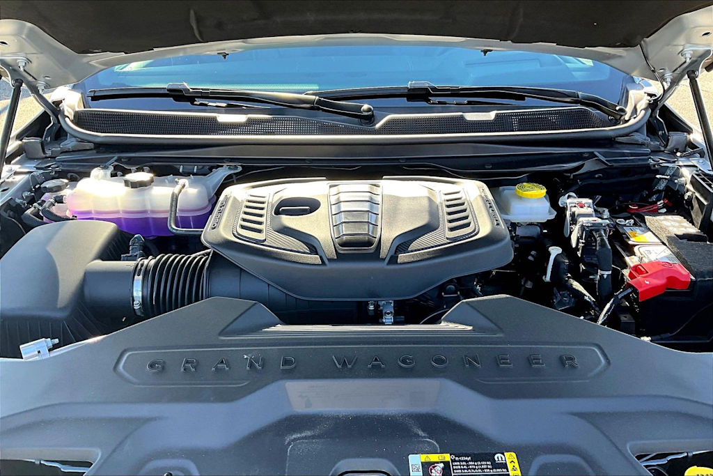 Thumbnail: 2026 Jeep Grand Wagoneer L - 9