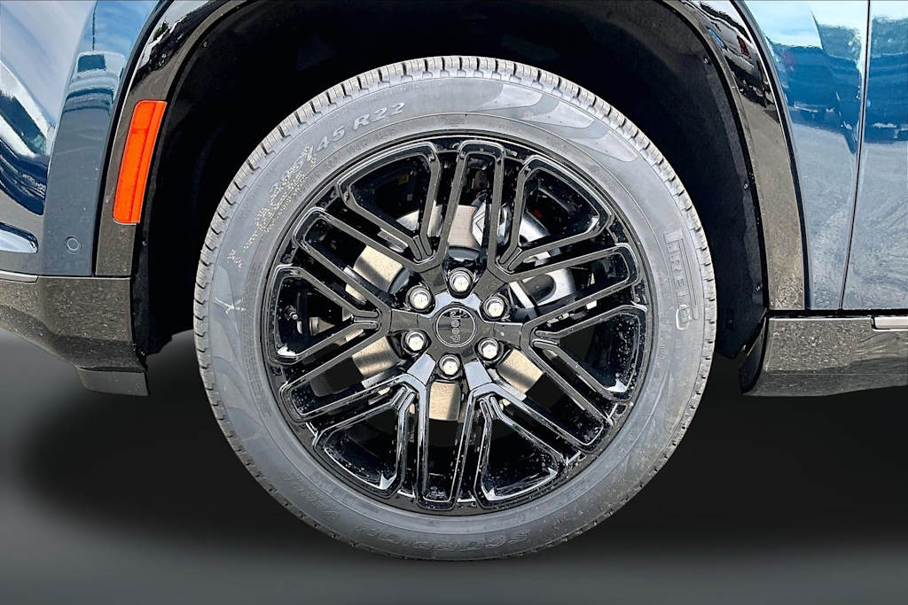 Thumbnail: 2026 Jeep Grand Wagoneer L - 6