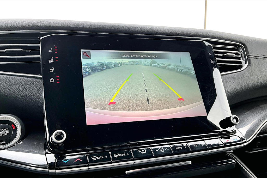 Thumbnail: 2023 Jeep Wagoneer - 16