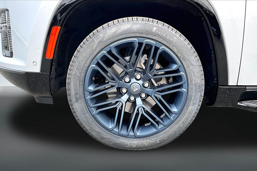 Thumbnail: 2026 Jeep Grand Wagoneer - 8