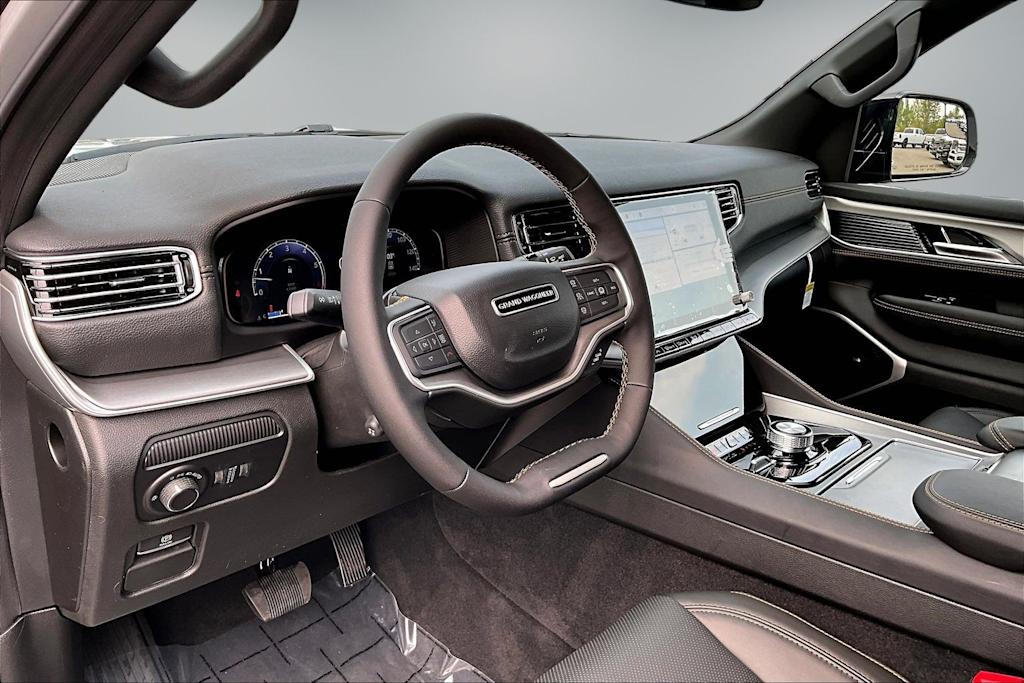 Thumbnail: 2026 Jeep Grand Wagoneer - 2