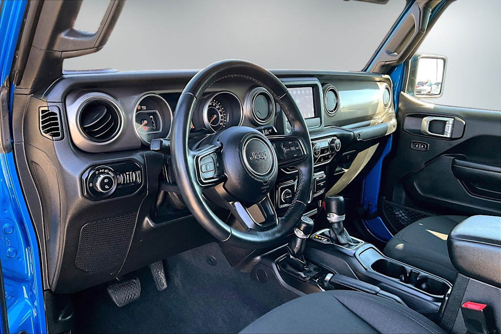 Thumbnail: 2021 Jeep Gladiator - 2