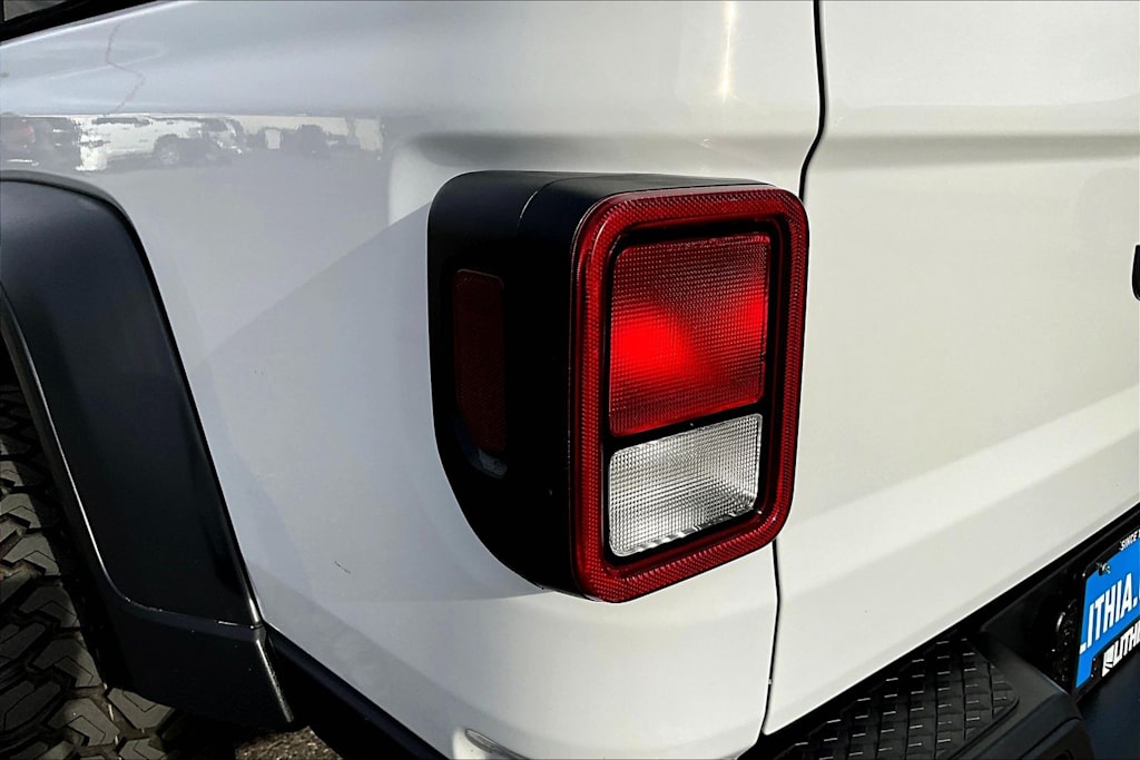 Thumbnail: 2020 Jeep Gladiator - 33