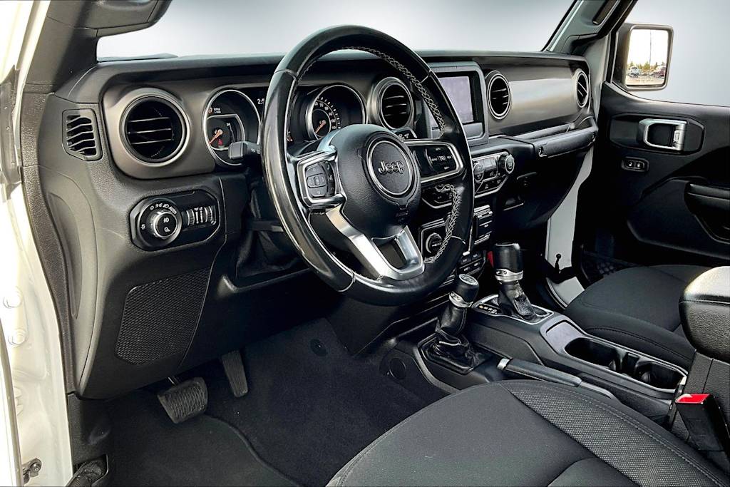 Thumbnail: 2020 Jeep Gladiator - 2