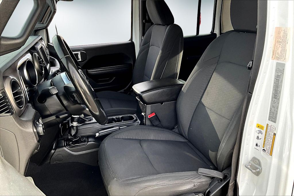 Thumbnail: 2020 Jeep Gladiator - 11