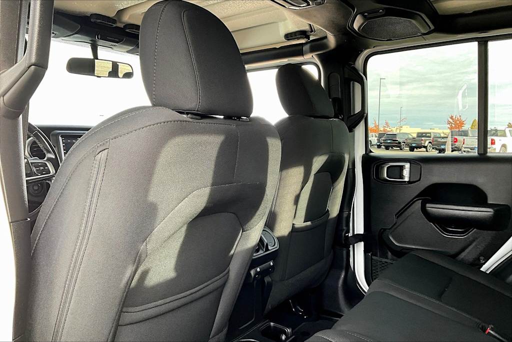 Thumbnail: 2020 Jeep Gladiator - 13