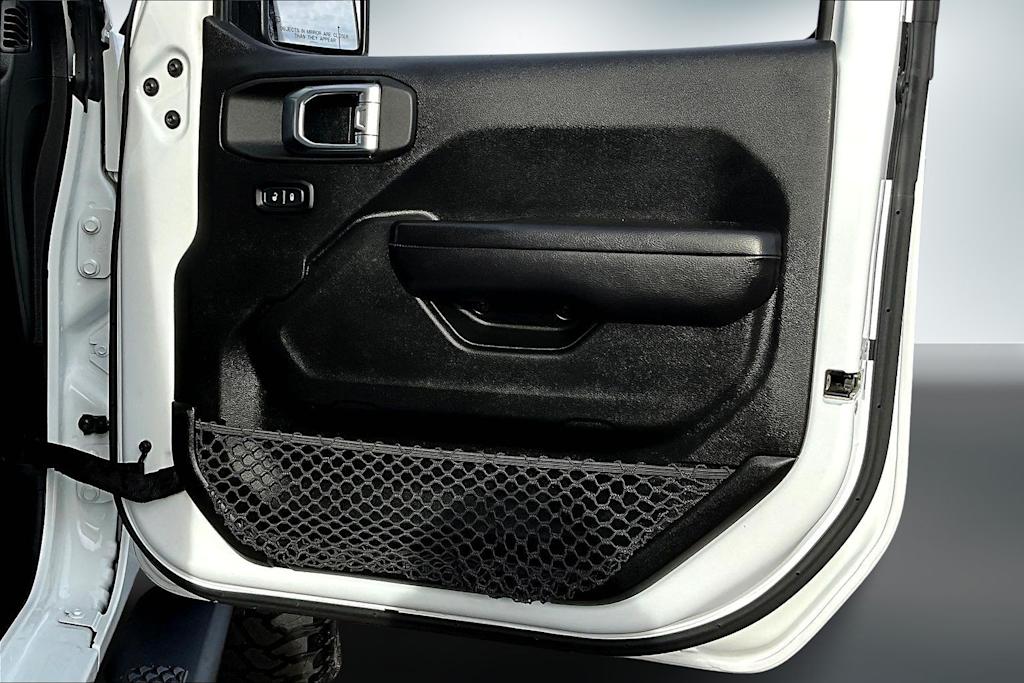 Thumbnail: 2020 Jeep Gladiator - 28