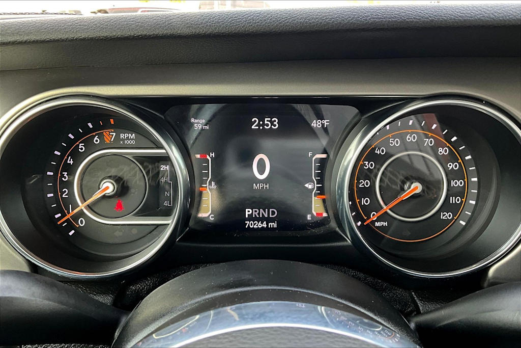 Thumbnail: 2020 Jeep Gladiator - 18