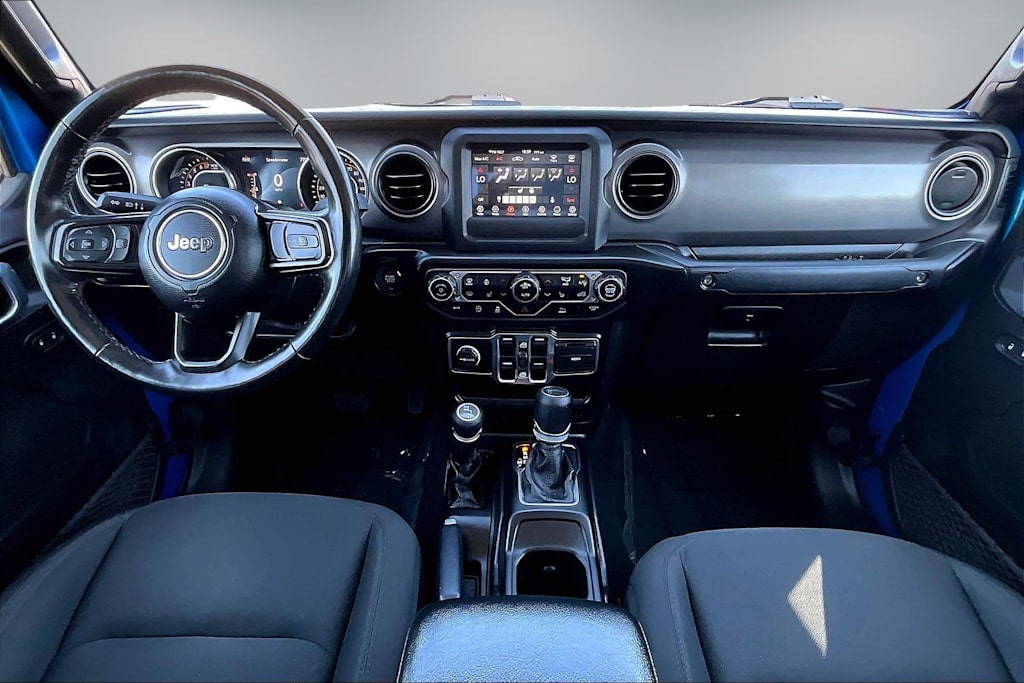 Thumbnail: 2021 Jeep Gladiator - 10