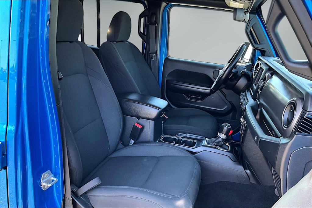 Thumbnail: 2021 Jeep Gladiator - 12