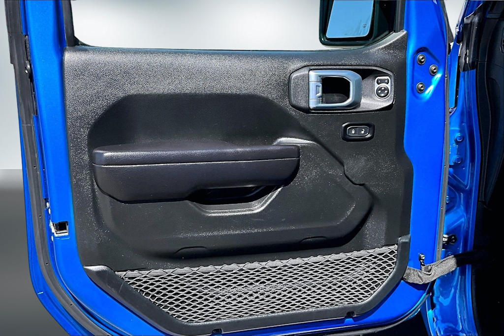 Thumbnail: 2021 Jeep Gladiator - 27