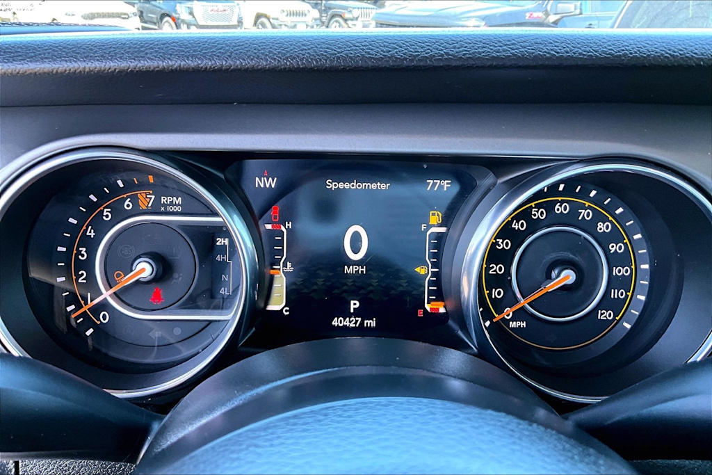 Thumbnail: 2021 Jeep Gladiator - 18