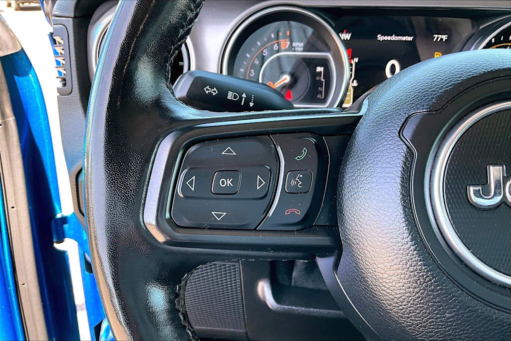 Thumbnail: 2021 Jeep Gladiator - 25