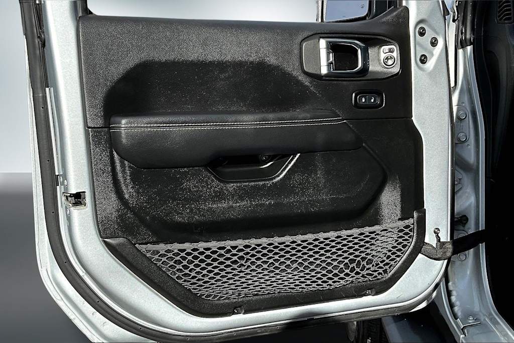 Thumbnail: 2023 Jeep Gladiator - 28