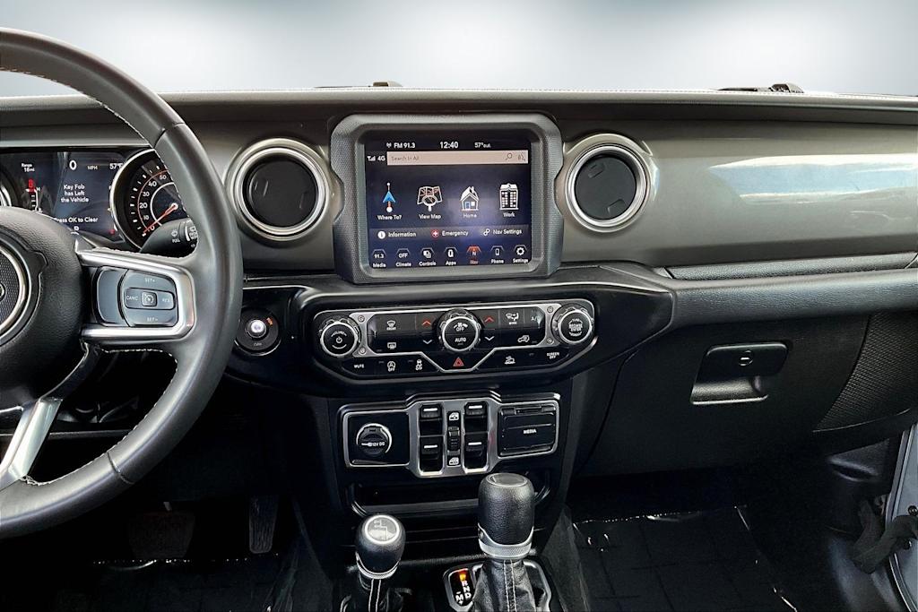 Thumbnail: 2023 Jeep Gladiator - 15