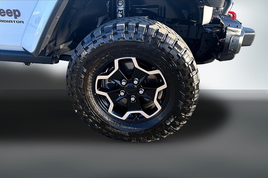 Thumbnail: 2021 Jeep Gladiator - 8