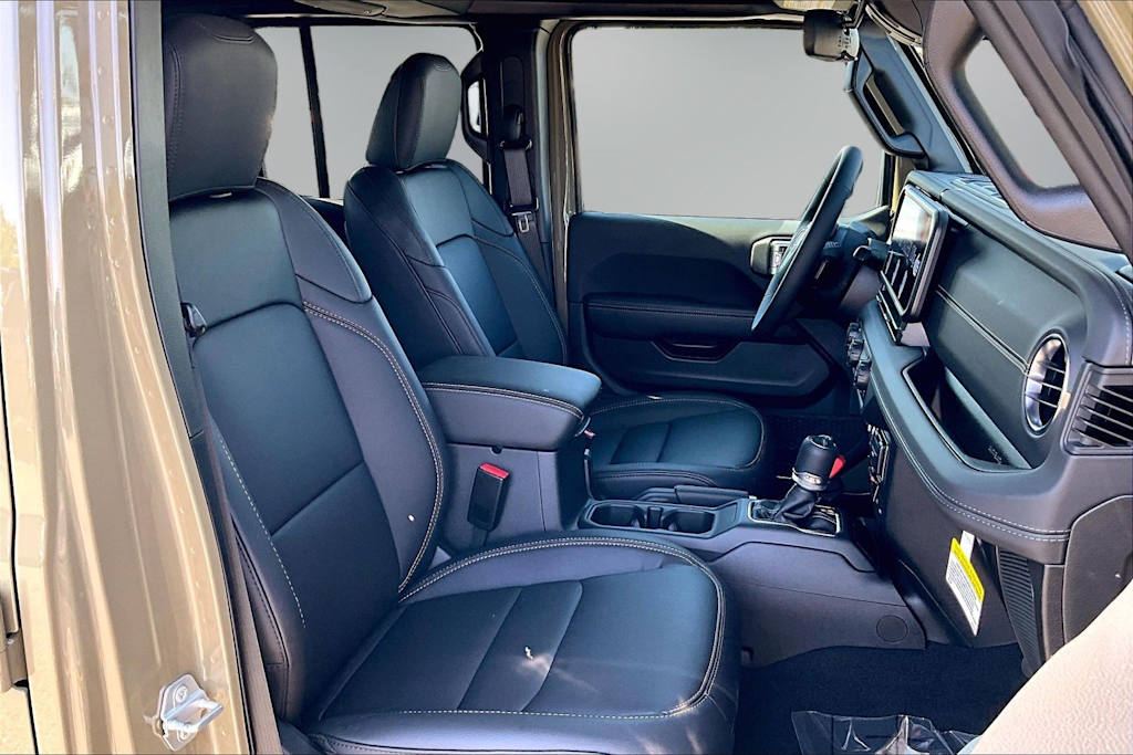 Thumbnail: 2026 Jeep Gladiator - 10