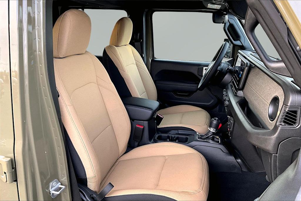 Thumbnail: 2026 Jeep Gladiator - 11