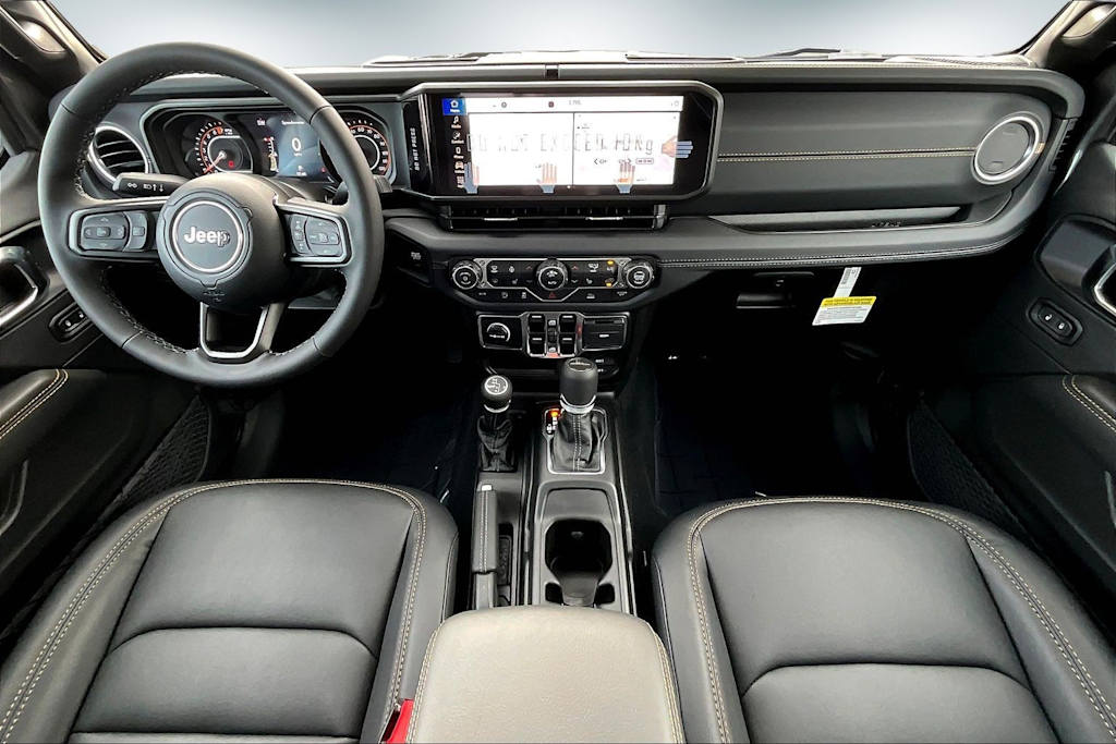 Thumbnail: 2025 Jeep Gladiator - 10