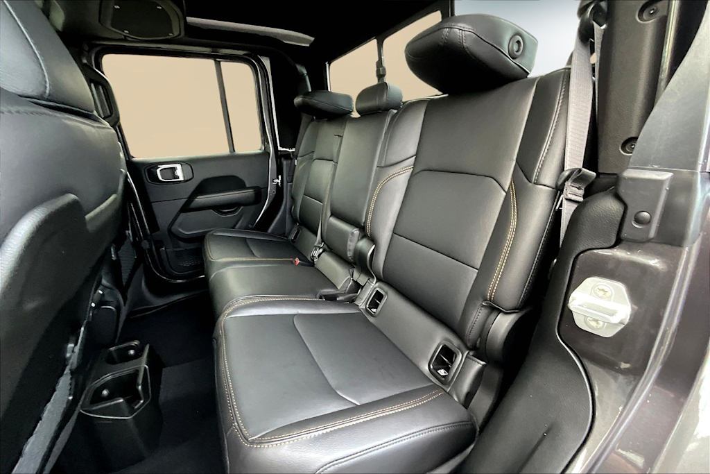 Thumbnail: 2025 Jeep Gladiator - 21