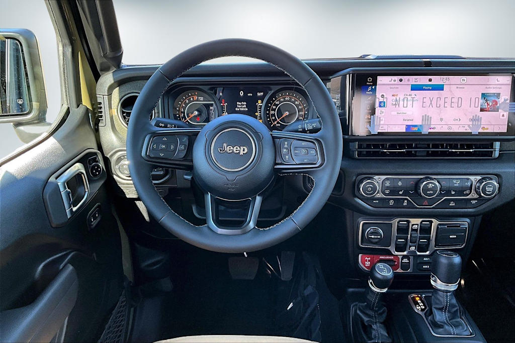 Thumbnail: 2026 Jeep Gladiator - 12