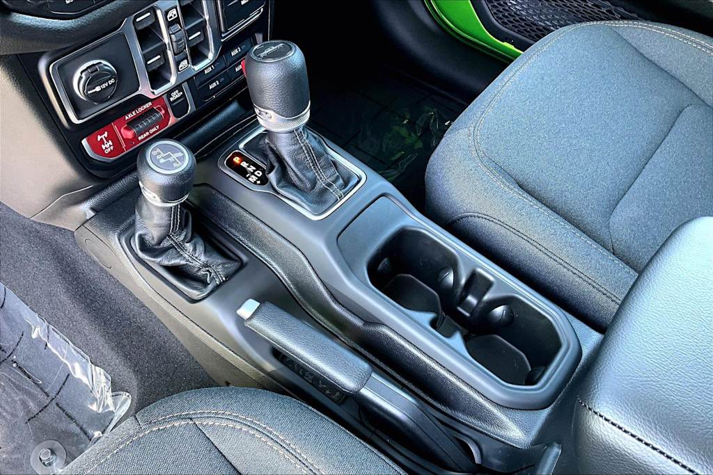 Thumbnail: 2026 Jeep Gladiator - 14