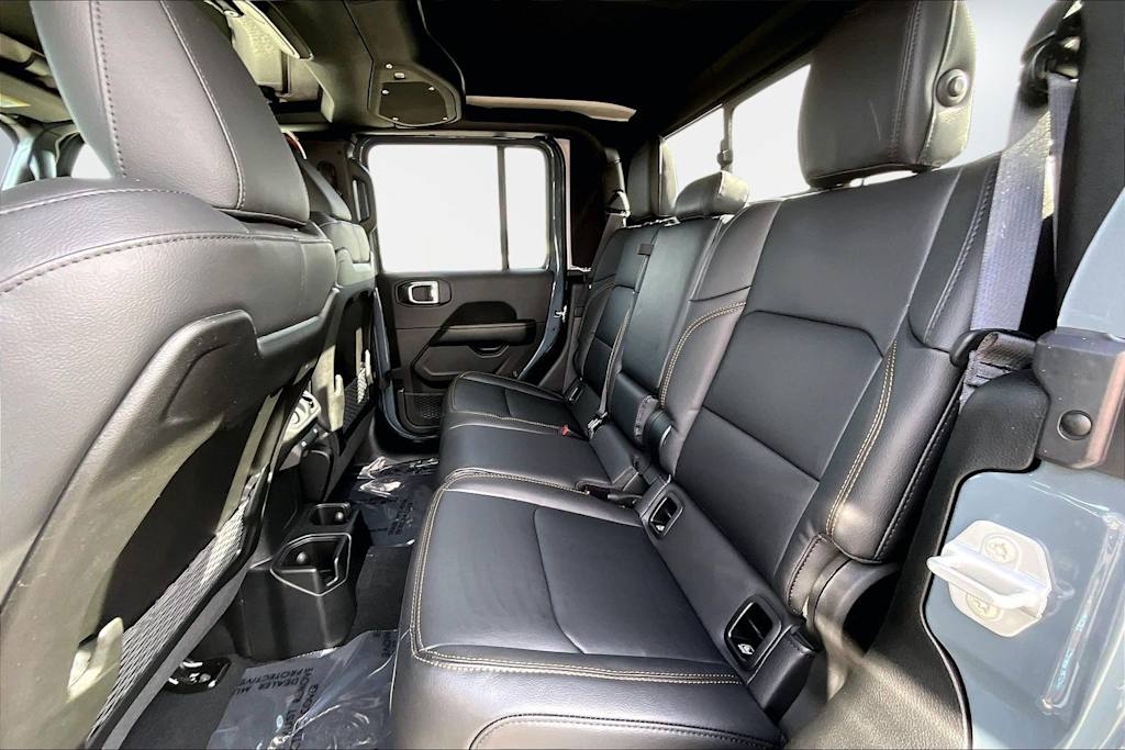 Thumbnail: 2026 Jeep Gladiator - 12