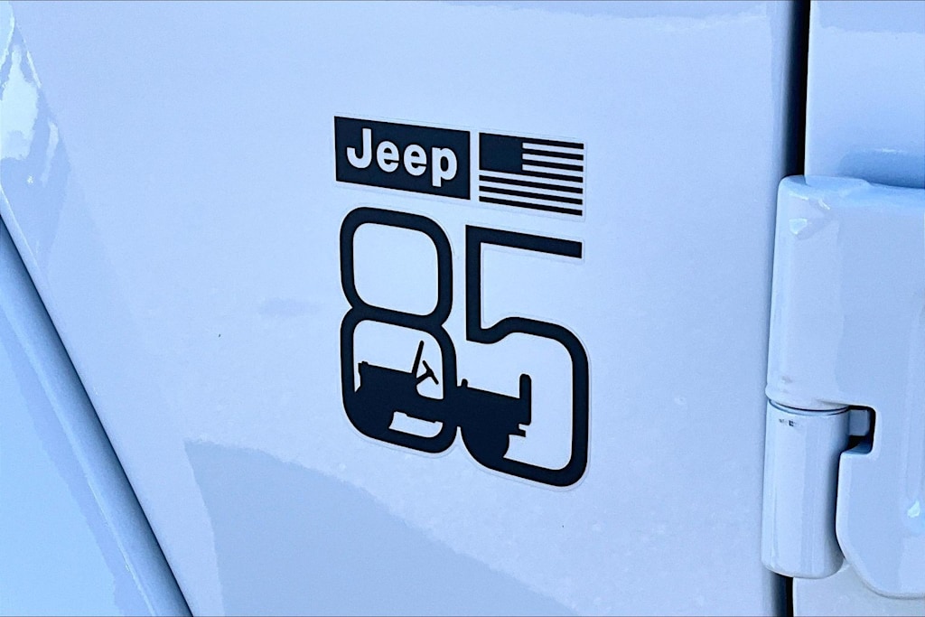 Thumbnail: 2026 Jeep Gladiator - 7