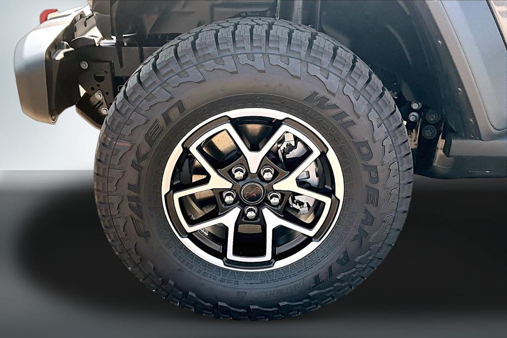 Thumbnail: 2026 Jeep Gladiator - 18