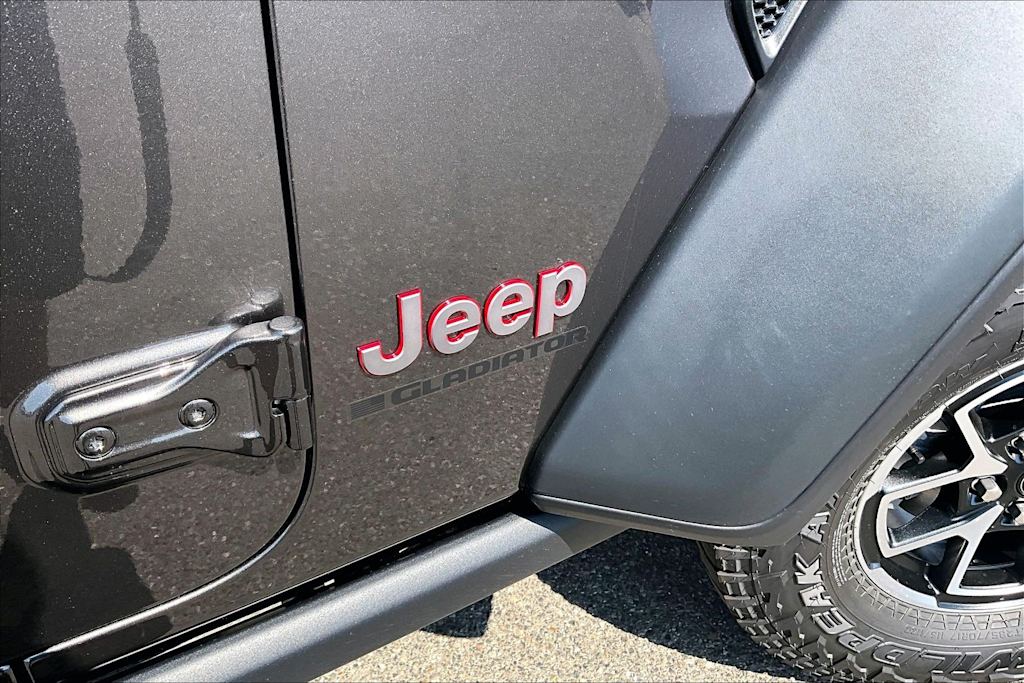 Thumbnail: 2026 Jeep Gladiator - 7
