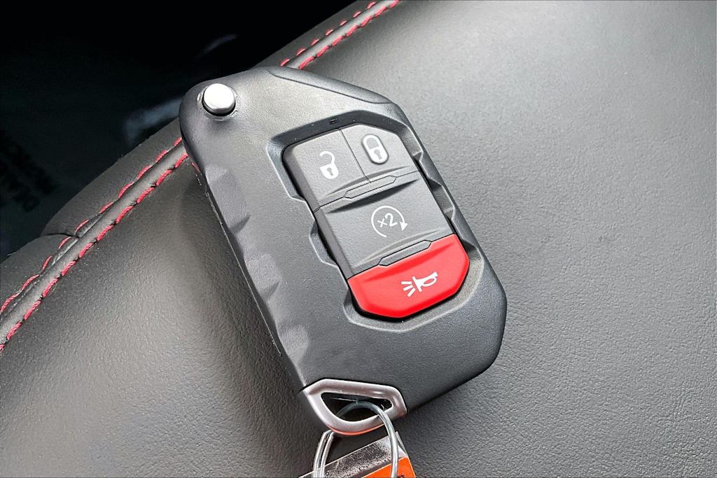 Thumbnail: 2026 Jeep Gladiator - 18