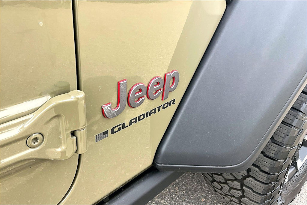 Thumbnail: 2026 Jeep Gladiator - 7