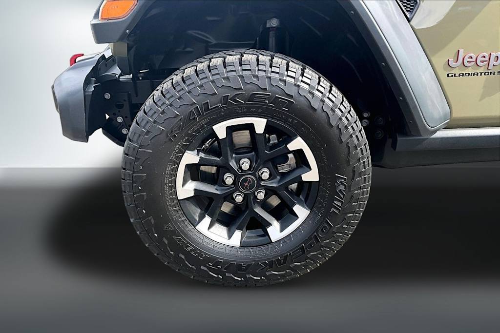 Thumbnail: 2026 Jeep Gladiator - 8