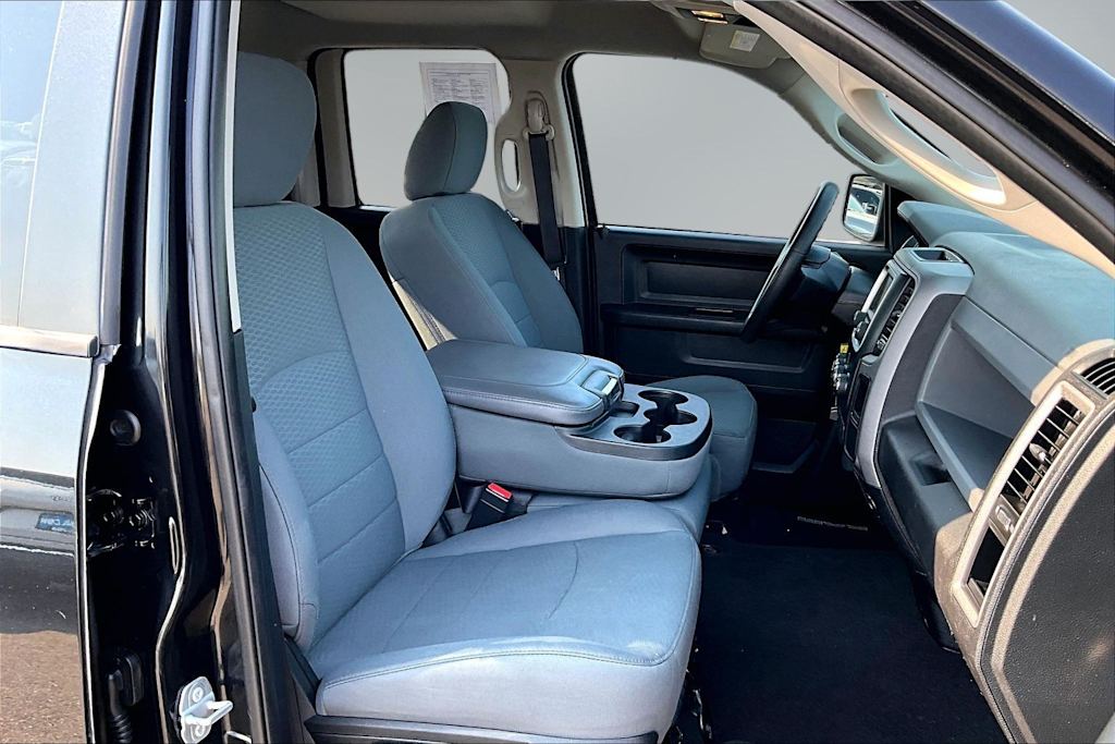 Thumbnail: 2017 RAM 1500 - 10