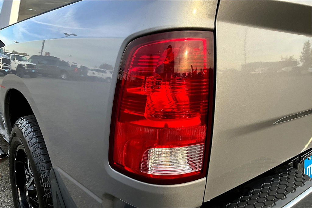 Thumbnail: 2019 RAM 1500 - 33